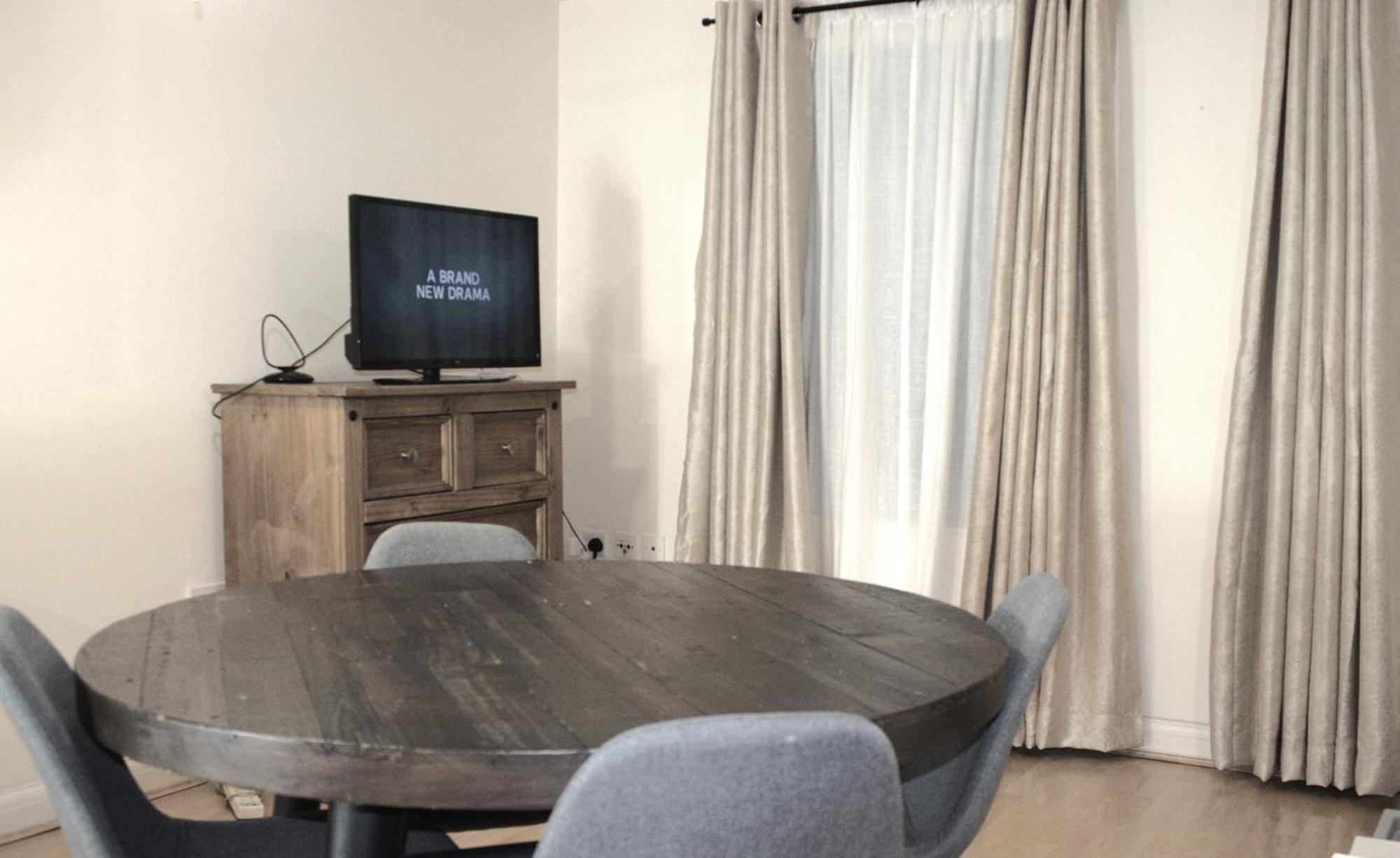 شقة Spacious 2Br Flat In Central London Near Elephant And Castle Station المظهر الخارجي الصورة